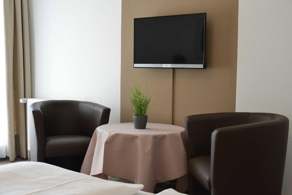Arnimsruh Hotel Garni Любек Екстер'єр фото